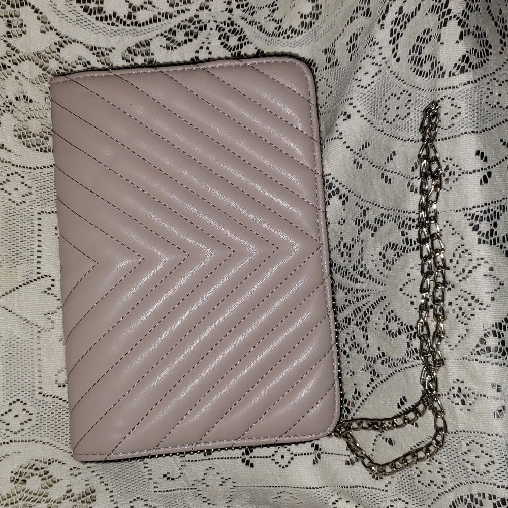 Quilted front flap shoulder handbag